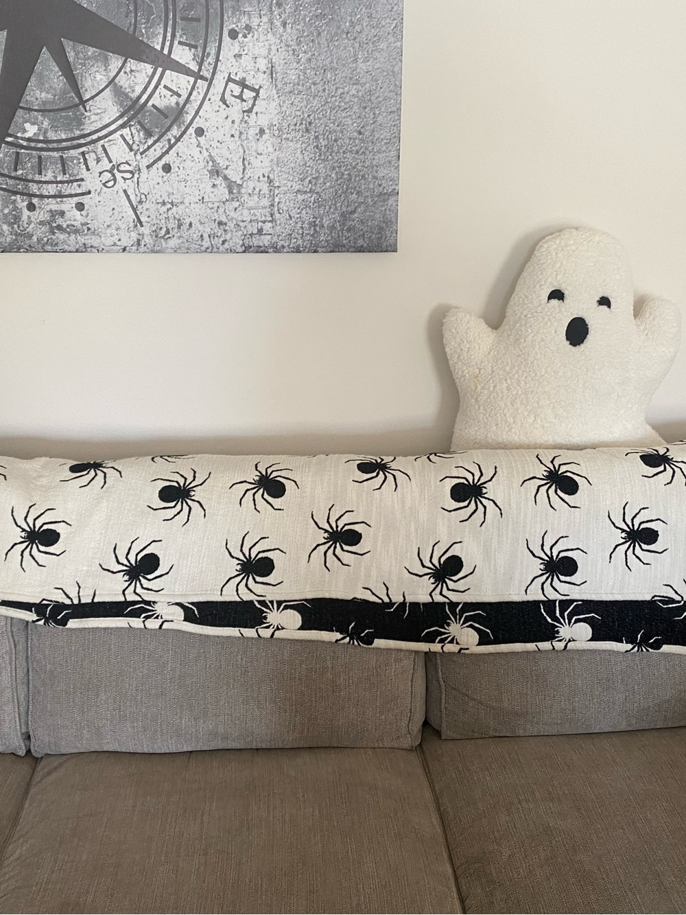 🕷️ Black & Cream Spider Throw Blanket | Halloween Decor 🕸️